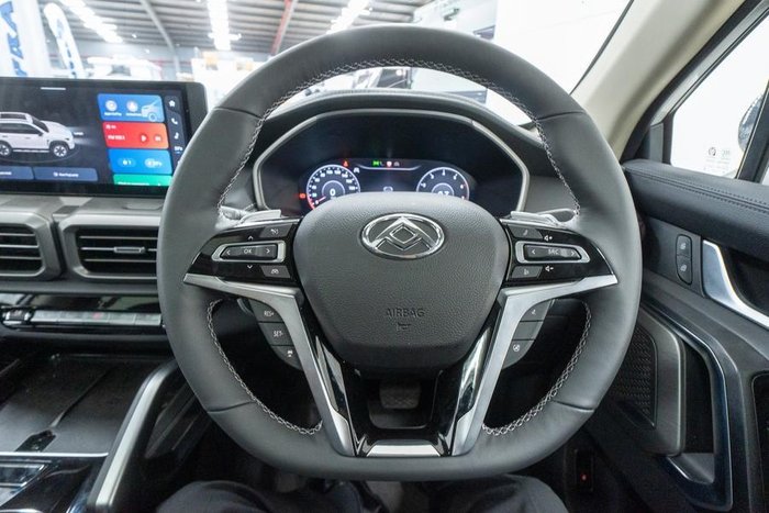 2025 LDV D90 Executive