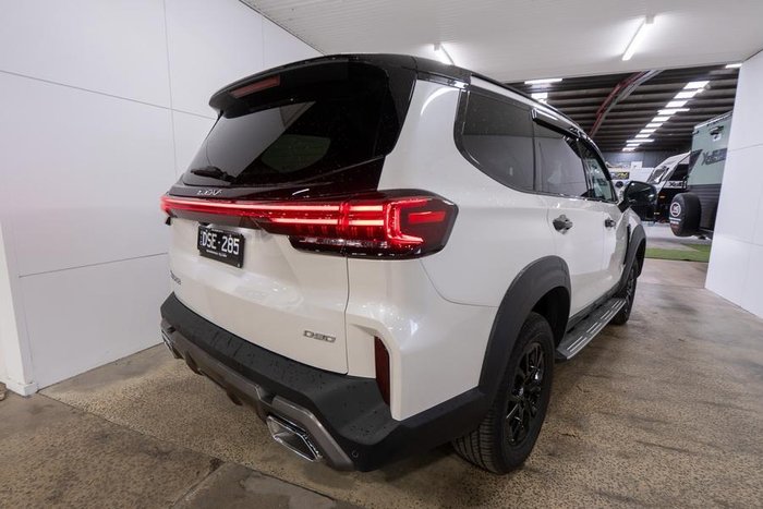 2025 LDV D90 Executive