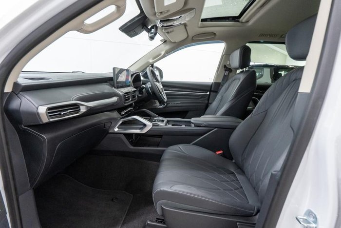 2025 LDV D90 Executive