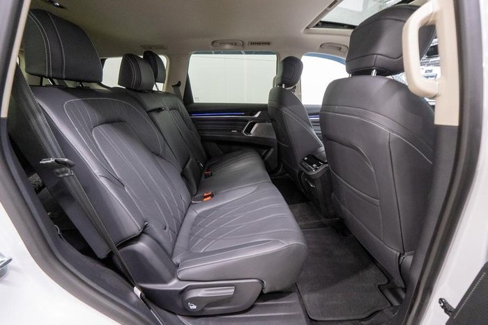 2025 LDV D90 Executive