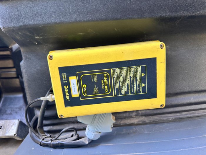 2013 Iveco Acco K2350G 280