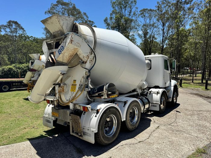 2012 Freightliner Fcx
