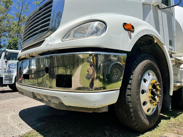 2012 Freightliner Fcx