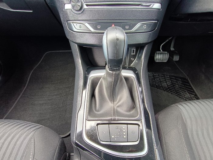 2016 Peugeot 308 Active T9 Ruby Red