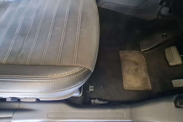 2021 Mitsubishi Outlander LS