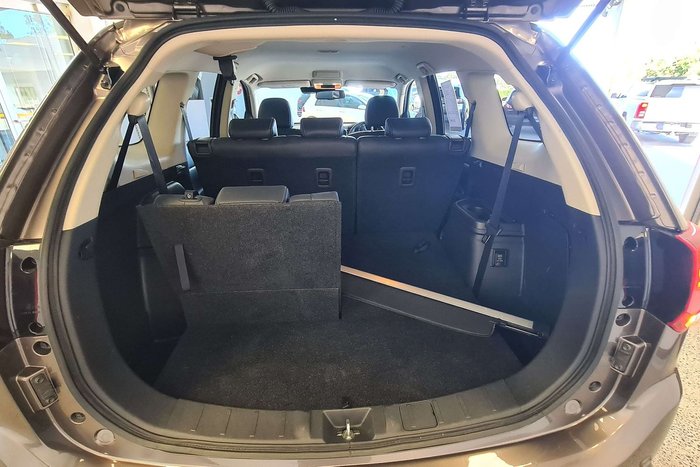 2021 Mitsubishi Outlander LS