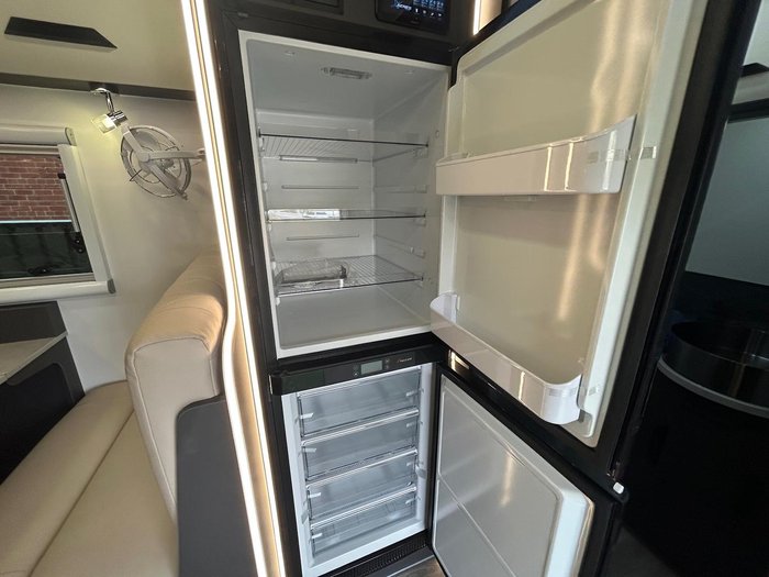 2025 X Series RV Signature 19'6