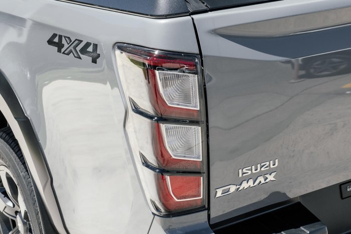 2025 Isuzu D-MAX X-TERRAIN