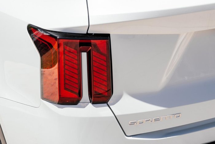 2025 Kia Sorento HEV Sport+