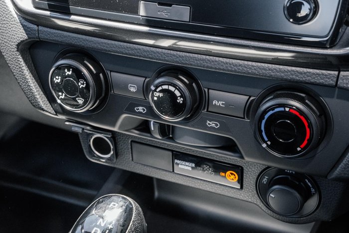 2025 Isuzu D-MAX X-RIDER