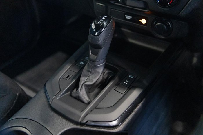 2025 Isuzu D-MAX X-RIDER