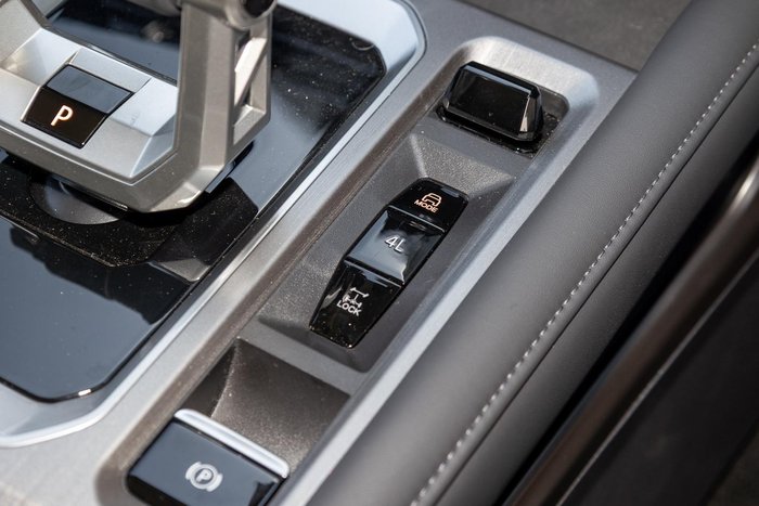 2025 MG MGU9 Explore