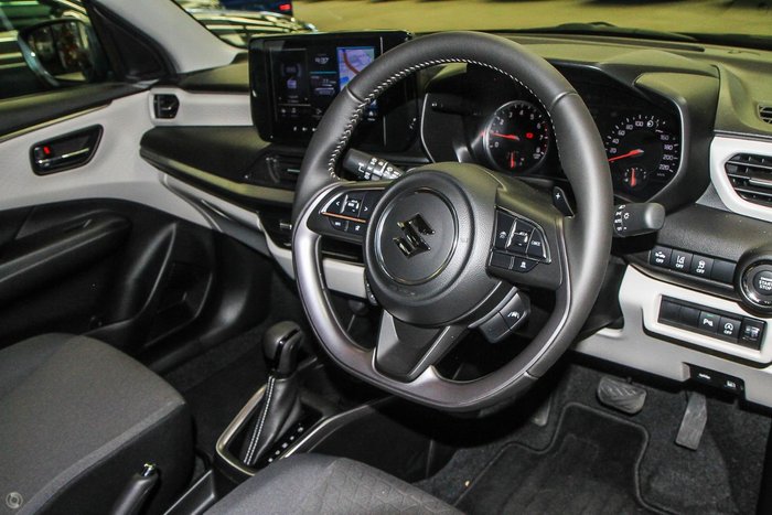 2025 Suzuki Swift Hybrid GLX