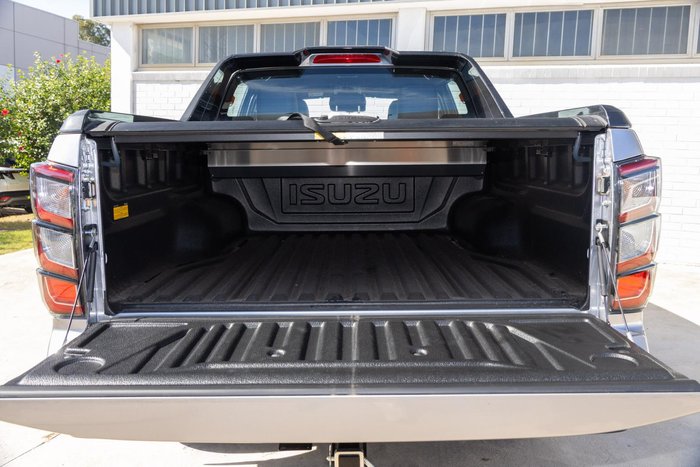 2025 Isuzu D-MAX X-TERRAIN