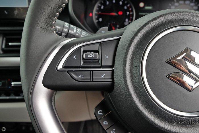 2025 Suzuki Swift Hybrid GLX