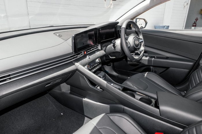 2025 Hyundai i30 Elite Hybrid