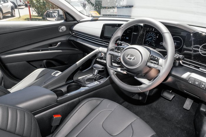 2025 Hyundai i30 Elite Hybrid