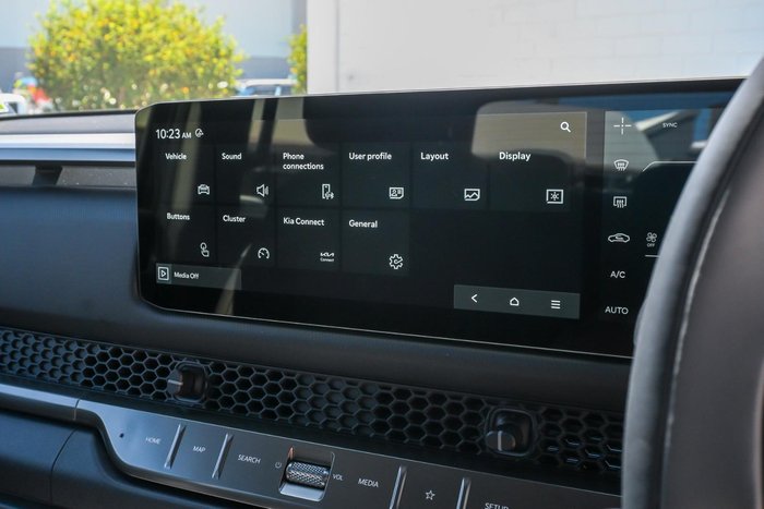 2025 Kia Tasman S