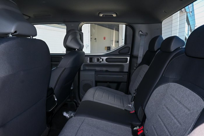 2025 Kia Tasman S