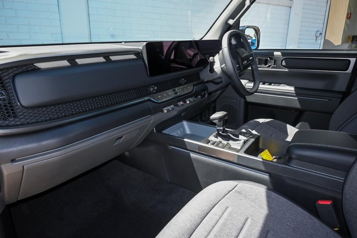 2025 Kia Tasman S