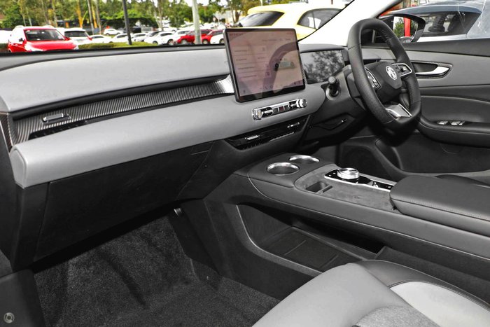 2025 MG MGS5 EV Essence 62