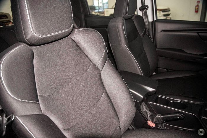 2025 Isuzu D-MAX SX