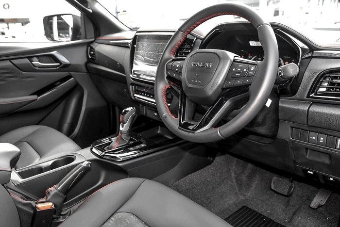 2025 Isuzu D-MAX X-TERRAIN