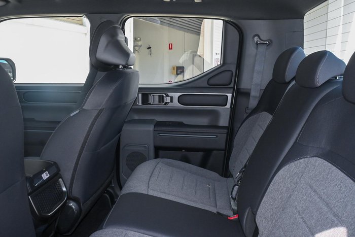 2025 Kia Tasman S