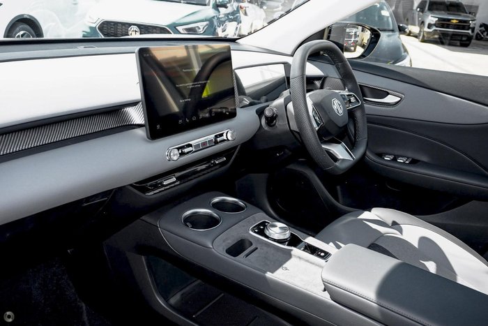 2025 MG MGS5 EV Essence 49