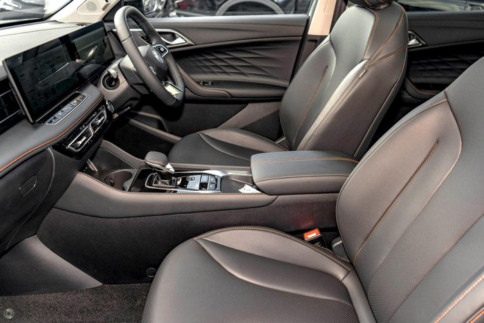 2025 MG HS Super Hybrid Essence