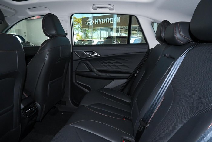 2025 MG HS Hybrid+ Essence