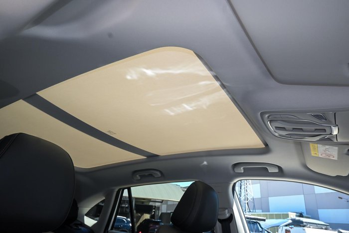 2025 MG HS Super Hybrid Essence