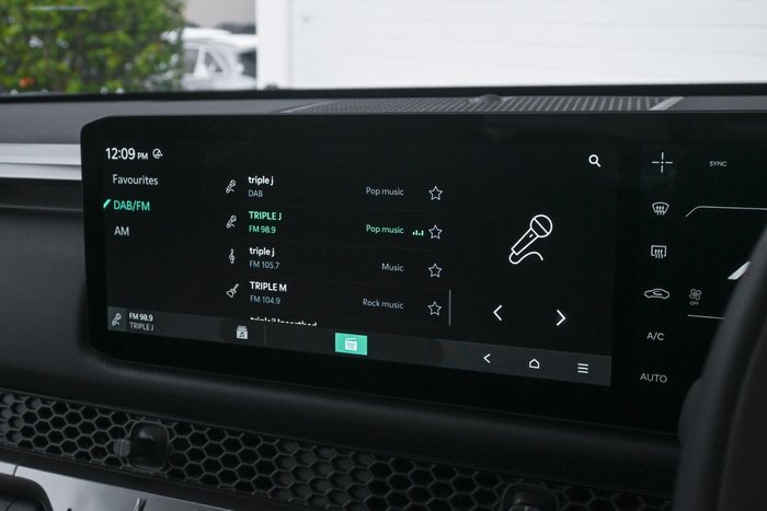 2025 Kia Tasman S