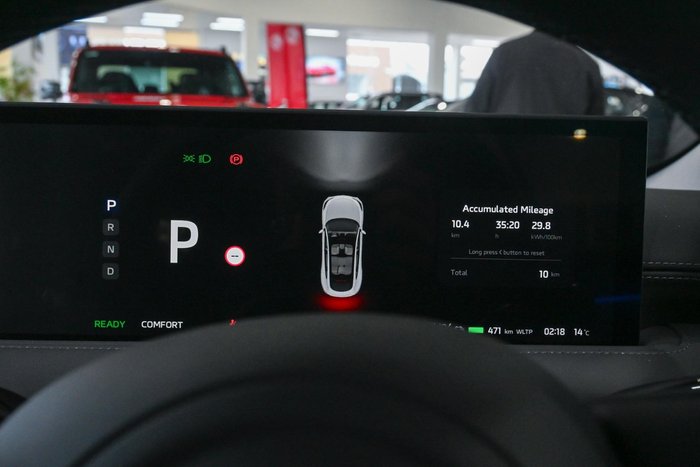 2025 MG IM6 Performance