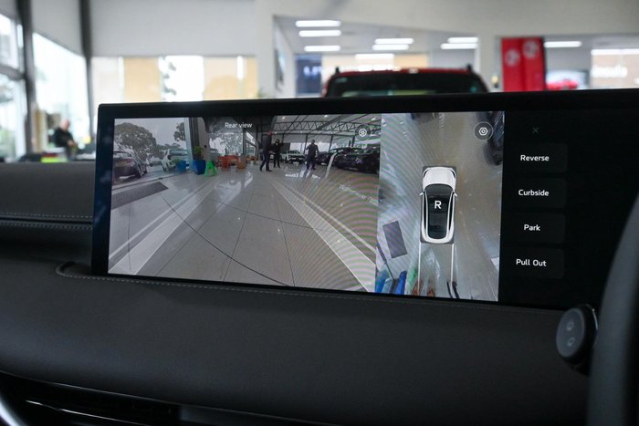 2025 MG IM6 Performance