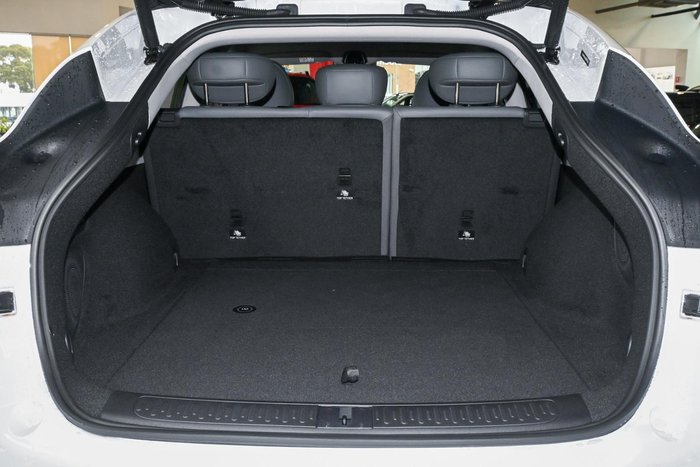 2025 MG IM6 Performance