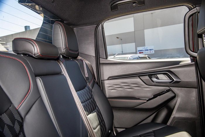 2025 Isuzu D-MAX X-TERRAIN