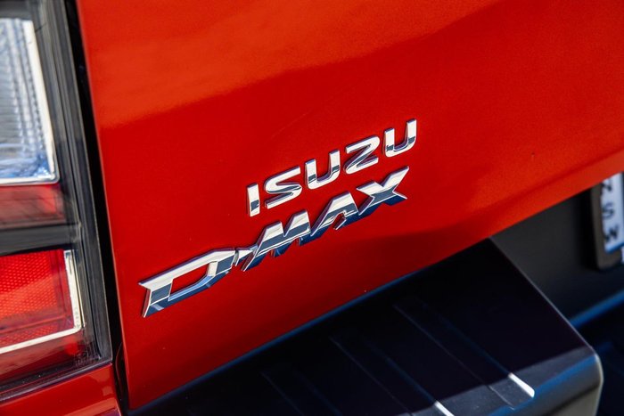 2025 Isuzu D-MAX X-TERRAIN