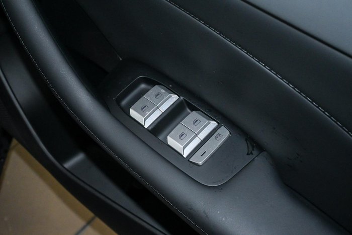 2025 MG MGS5 EV Essence 62