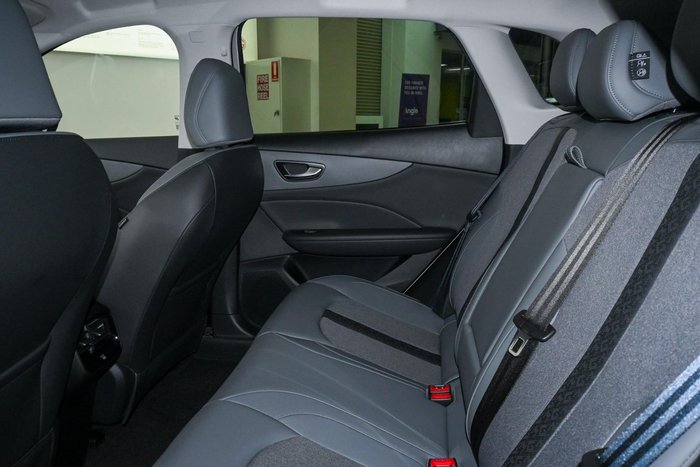 2025 MG MGS5 EV Essence 62