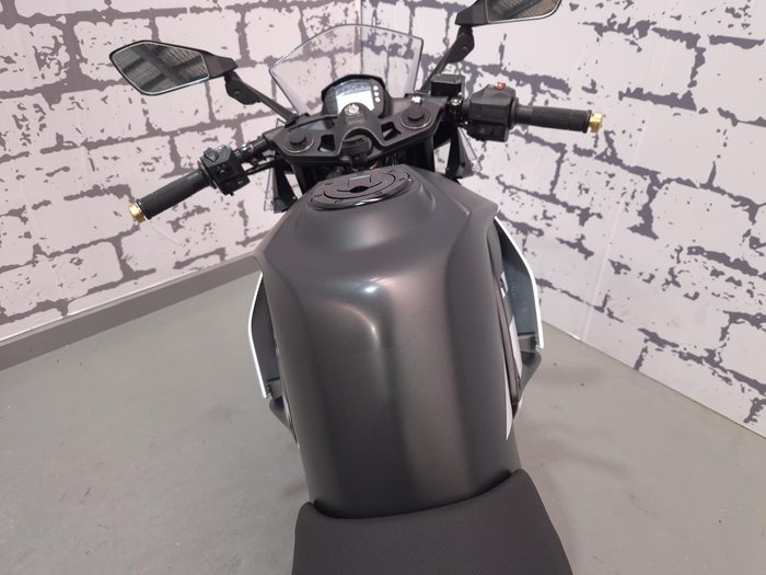 2021 KTM RC 390 RC White