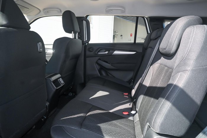 2025 Isuzu MU-X LS-M