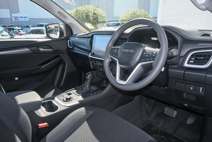 2025 Isuzu MU-X LS-M