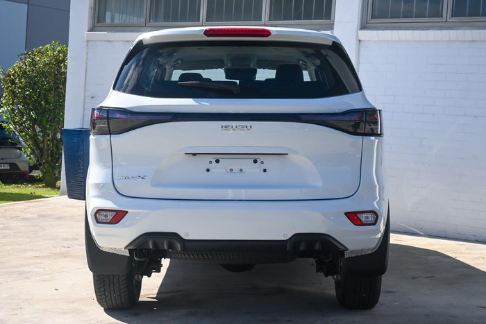 2025 Isuzu MU-X LS-M