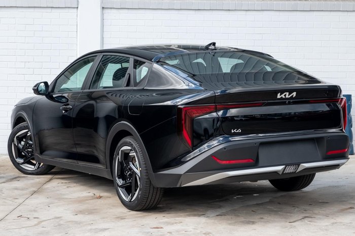 2024 Kia K4 Sport+