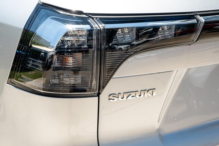 2023 Suzuki S-Cross GL+