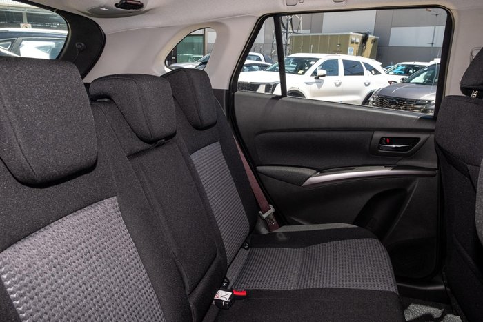 2023 Suzuki S-Cross GL+