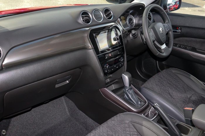 2024 Suzuki Vitara Turbo