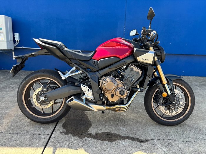 2024 Honda CBR650R Red