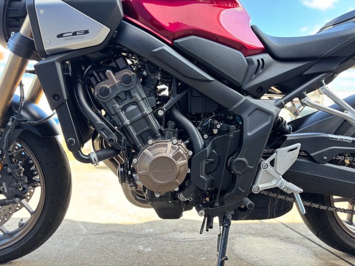 2024 Honda CBR650R Red